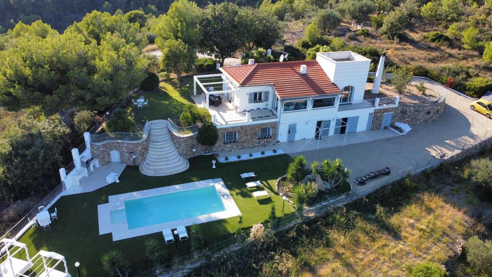 Villa Shambhala サン・バルトロメーオ・アル・マーレ エクステリア 写真